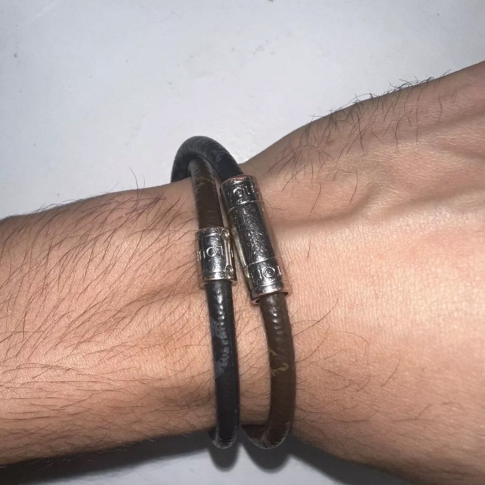 Louis Vuitton Men’s Keep It Double Leather Bracelet Size 19 Brown - Picture 4 of 5